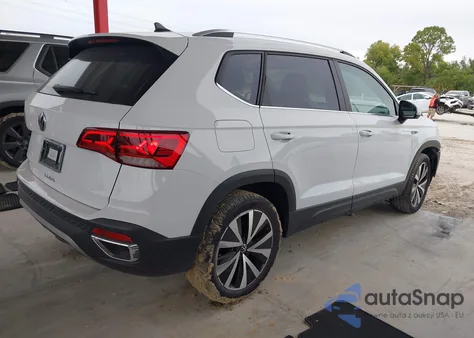 2022 Volkswagen Taos 1.5T Se z USA, uszkodzony, nr VIN 3VVRX7B25NM095087